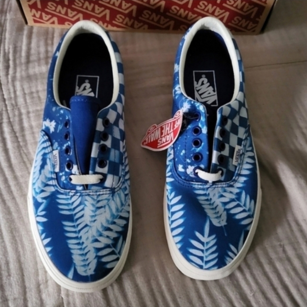 Vans Era Solar Floral Women 5 White and Blue VNOA4U39WV8 032026 - Picture 2 of 7